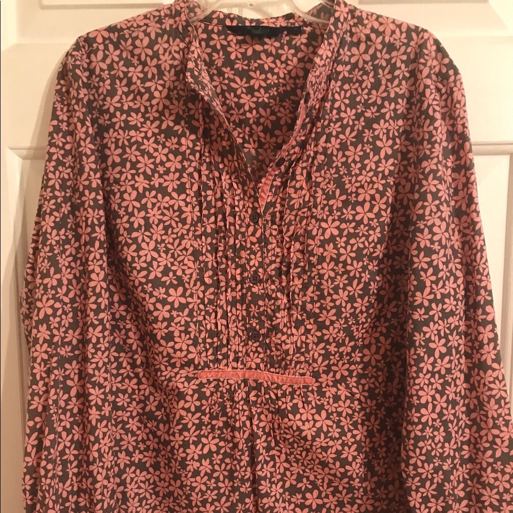 Boden crinkle top